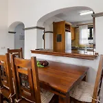 Home2book Private With Pool, Villa