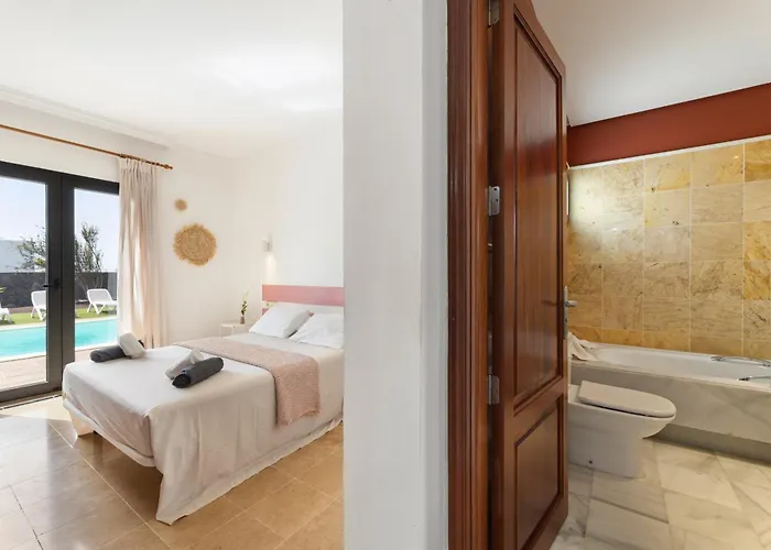 Home2book Private With Pool, *